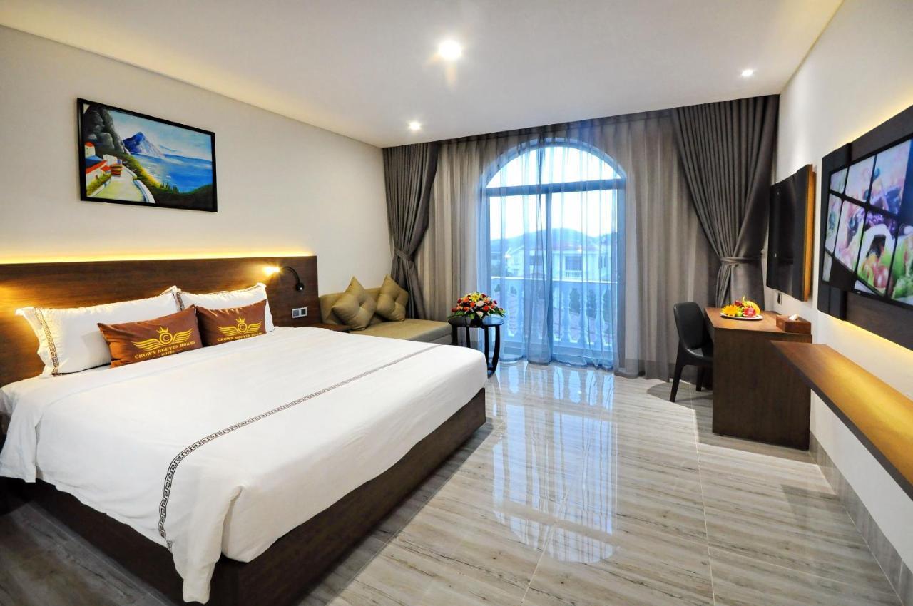Crown Nguyen Hoang Hotel Нячанг Екстер'єр фото
