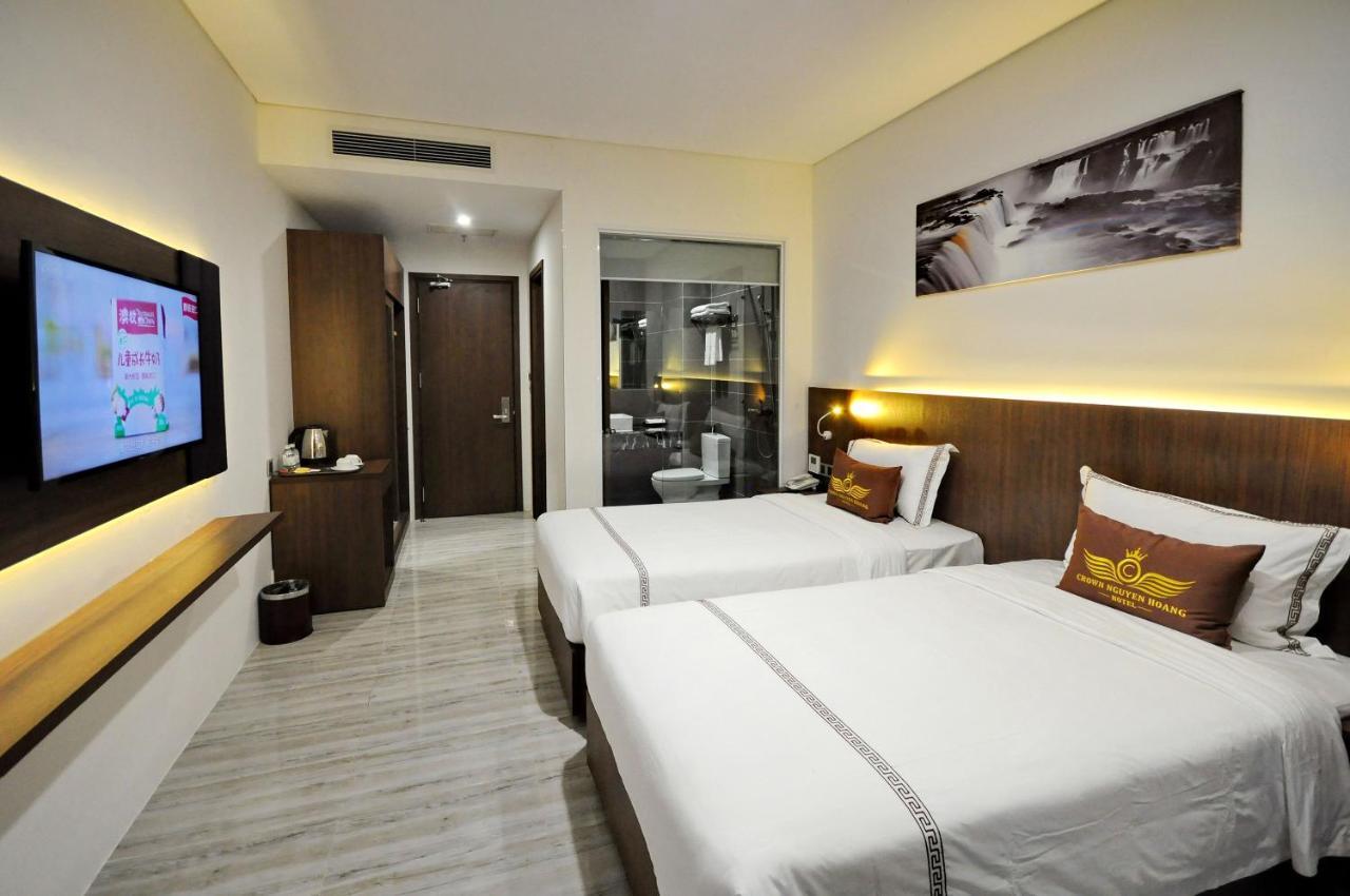Crown Nguyen Hoang Hotel Нячанг Екстер'єр фото