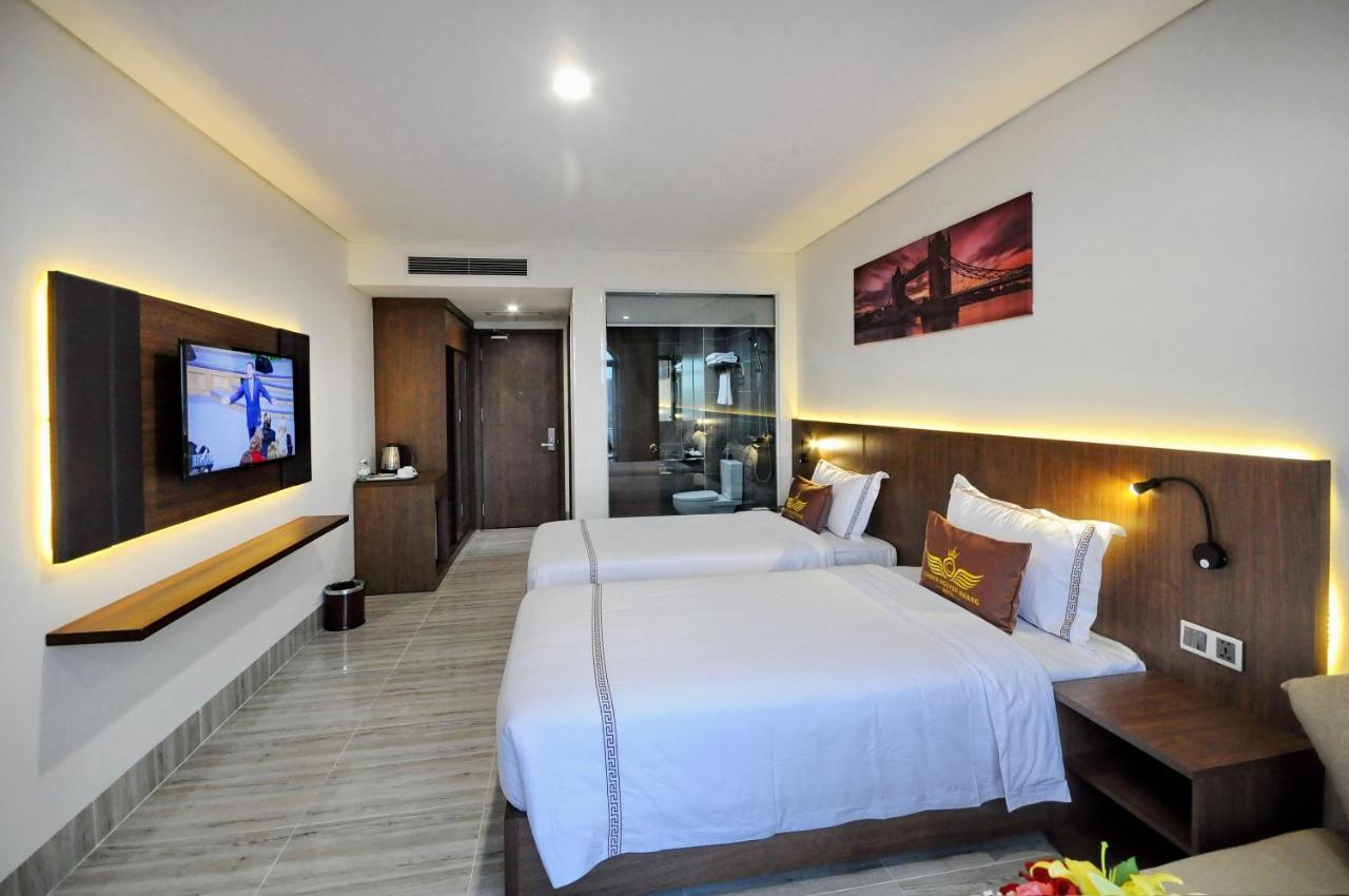 Crown Nguyen Hoang Hotel Нячанг Екстер'єр фото
