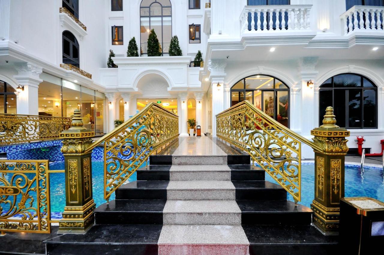 Crown Nguyen Hoang Hotel Нячанг Екстер'єр фото
