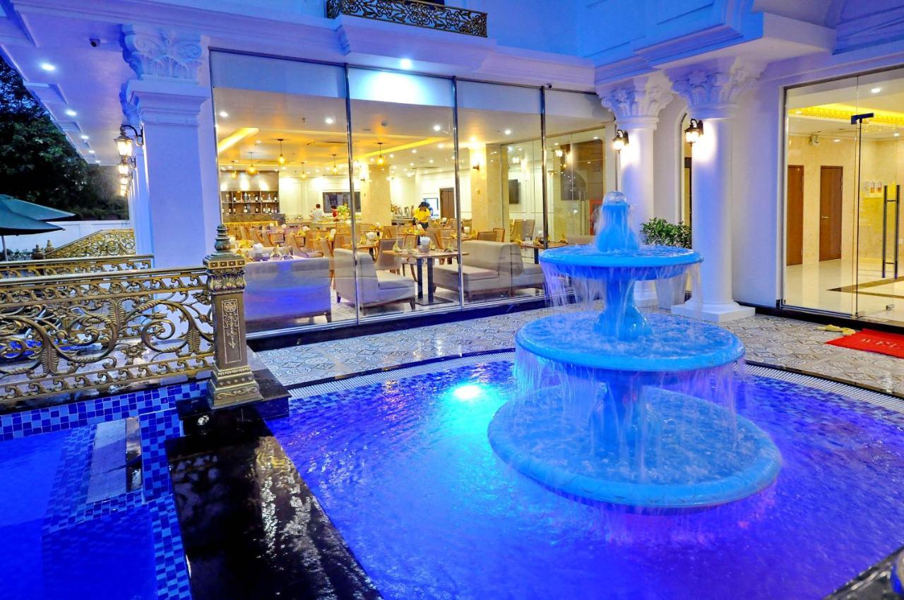 Crown Nguyen Hoang Hotel Нячанг Екстер'єр фото