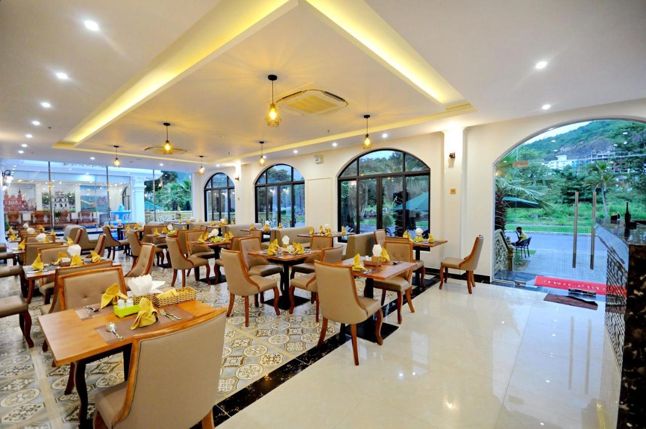 Crown Nguyen Hoang Hotel Нячанг Екстер'єр фото
