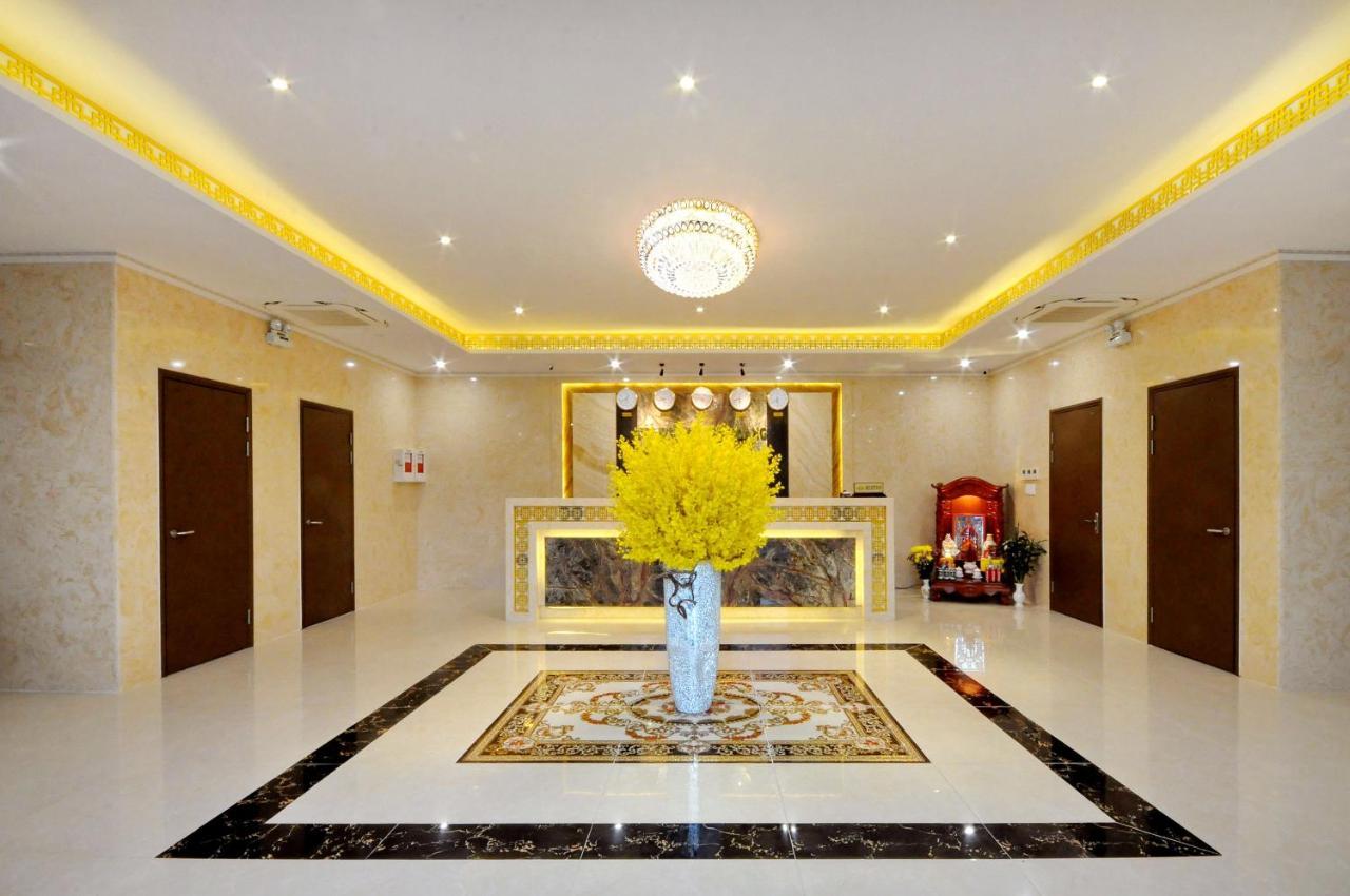 Crown Nguyen Hoang Hotel Нячанг Екстер'єр фото